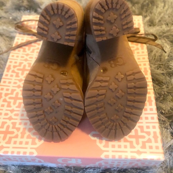 Gianni Bini Booties - Picture 3 of 4